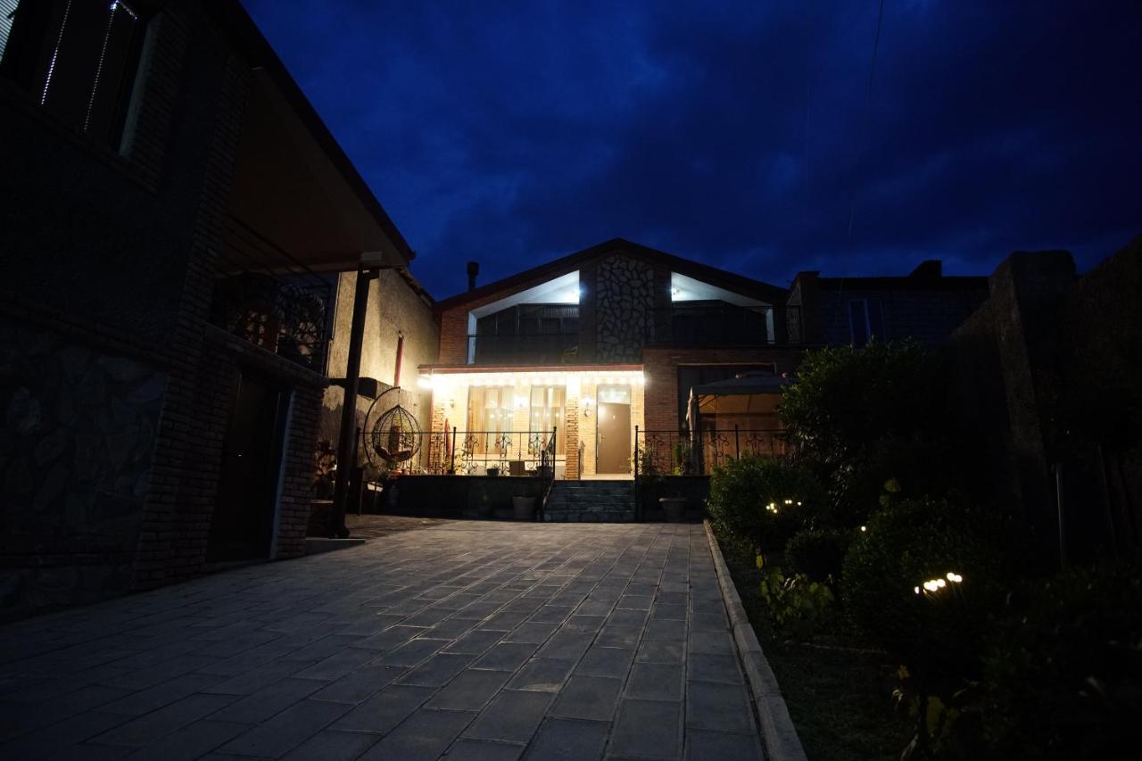 Lile Otel Telavi Dış mekan fotoğraf