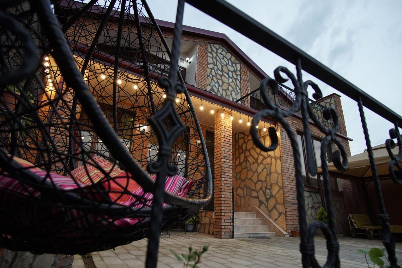 Lile Otel Telavi Dış mekan fotoğraf