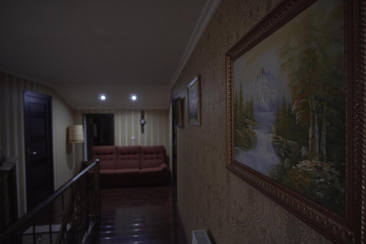 Lile Otel Telavi Dış mekan fotoğraf